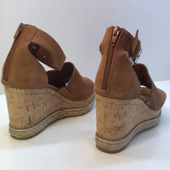 Dolce Vita Cognac Leather Wedge Sandals • Women's US 8 - Picture 6 of 13